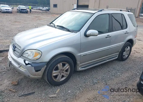 2005 Mercedes-Benz Ml 350 4Matic из США, поврежденный, VIN 4JGAB57EX5A537744